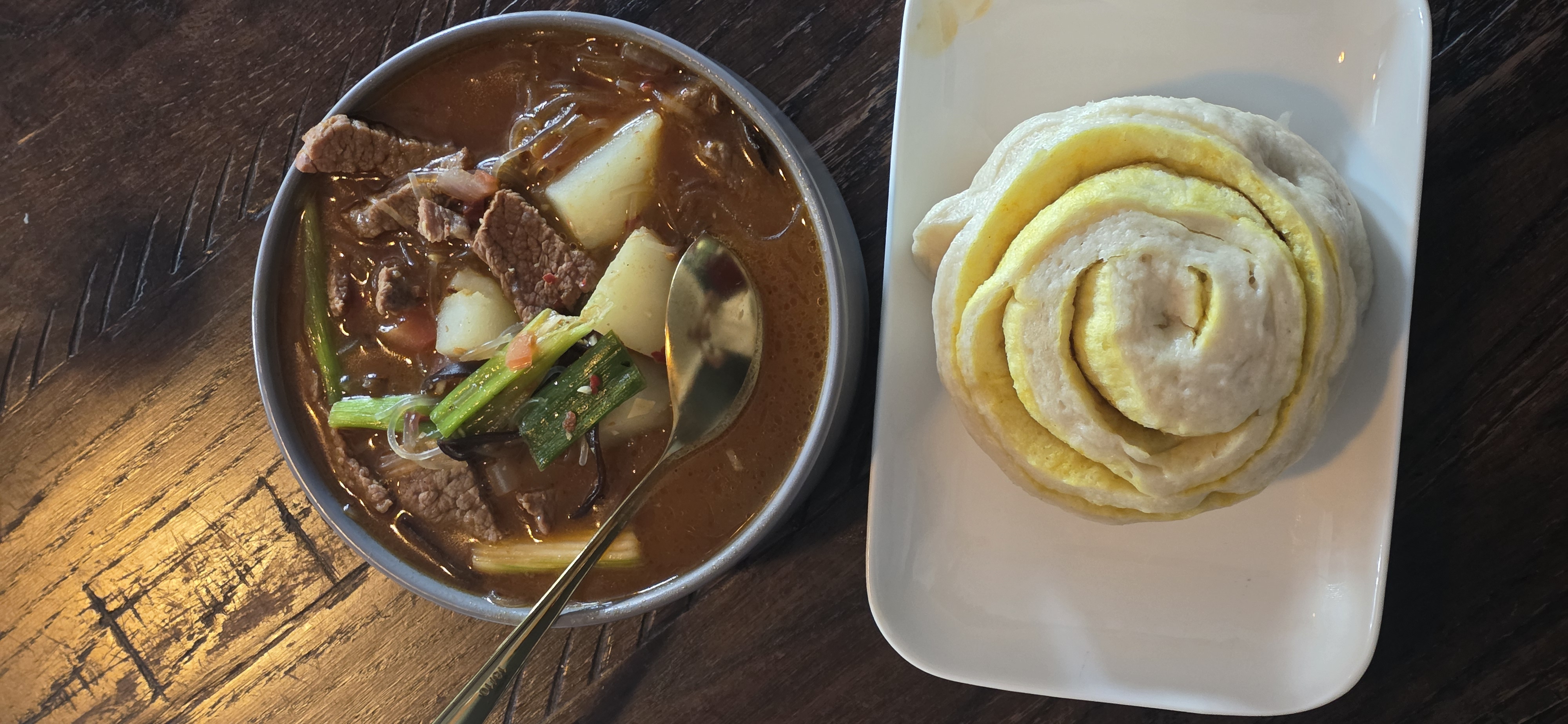 Beef shoko phing with tingmo at INTI Kitchen & Bar